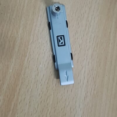 Phụ kiện cửa nhôm