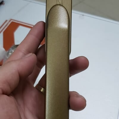 Tay nắm cửa đơn điểm