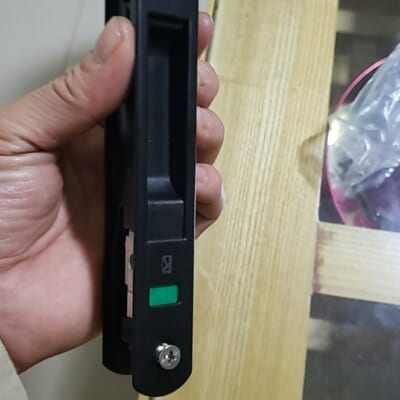 Phụ kiện cửa nhôm